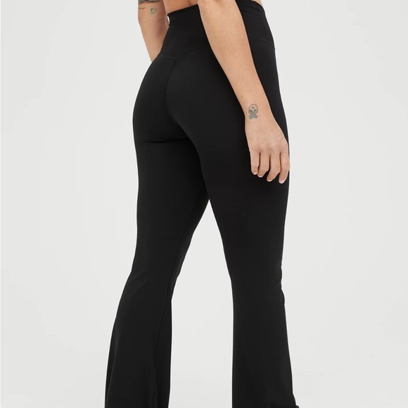 OFFLINE By Aerie Real Me High Waisted Crossover Flare Legging - Picture 2 of 6